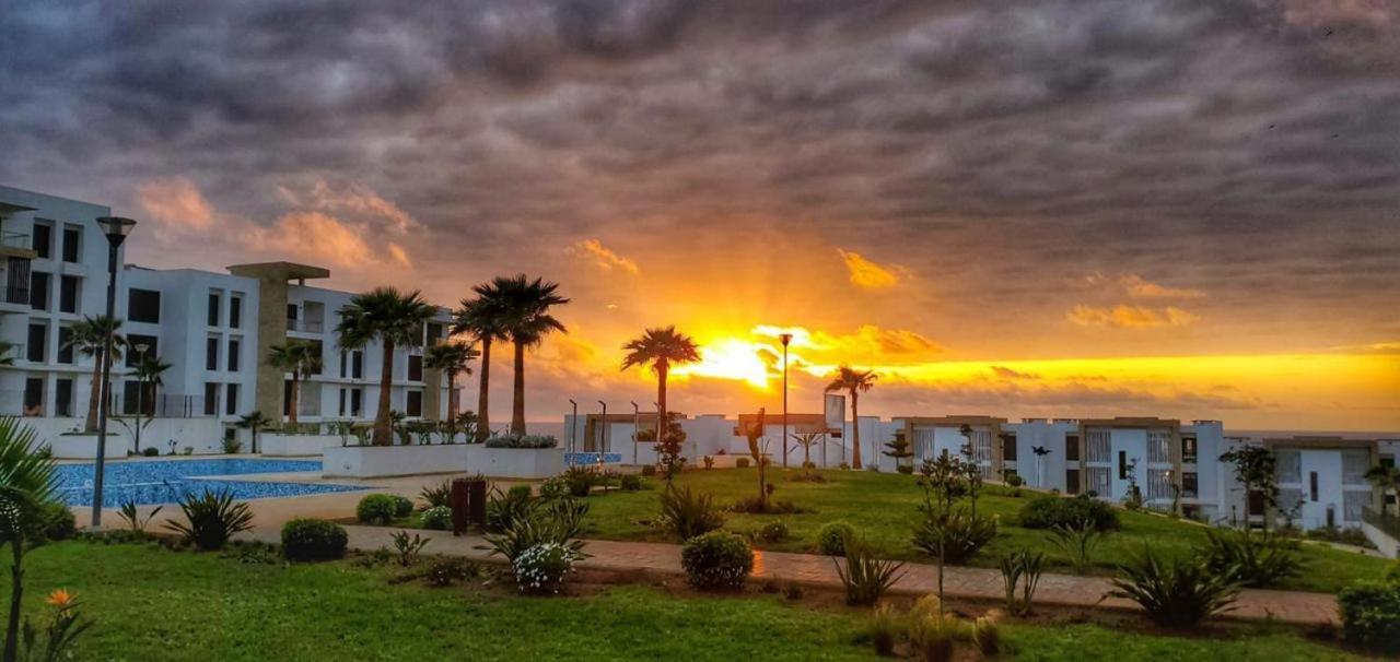 Bel Appartement A Plage Des Nation Сейл Экстерьер фото